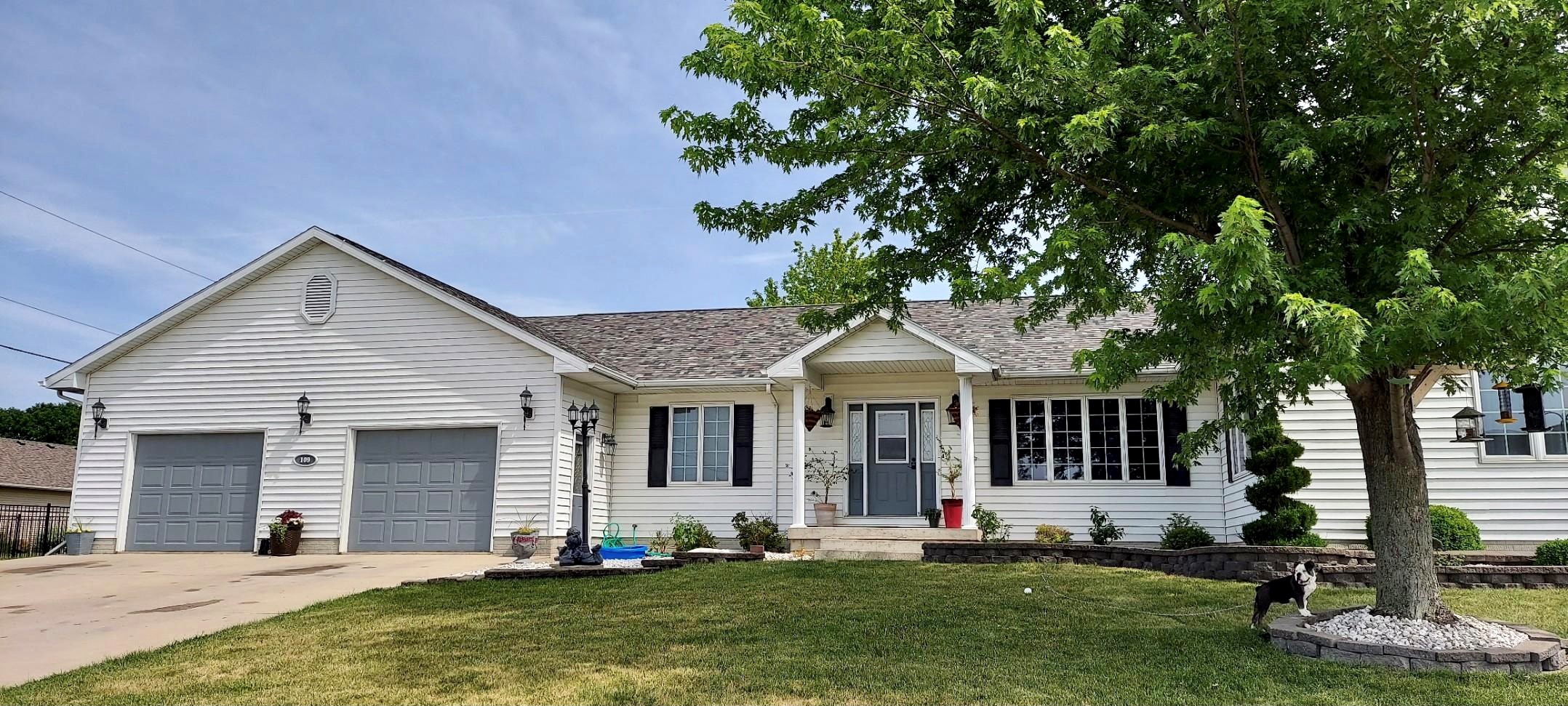 Front of House North Iowa Real Estate